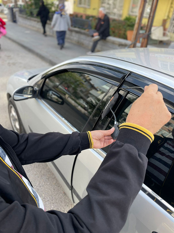 Özalp Oto Kilitçisi